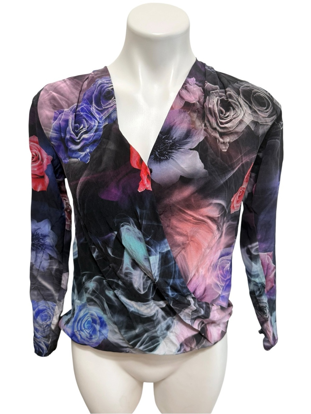 Amanda Uprichard floral  silk top  v neck
blouse size 0-2